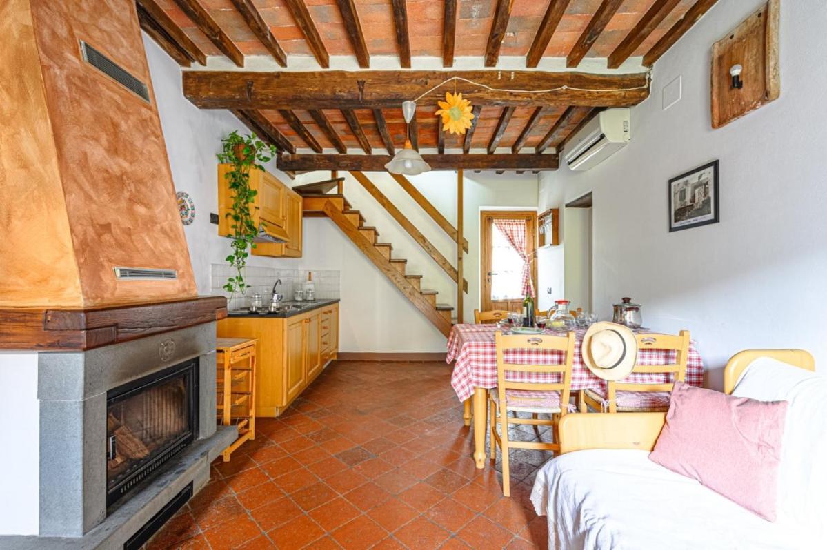 באניי די לוקה Agriturismo Pian Di Fiume מראה חיצוני תמונה